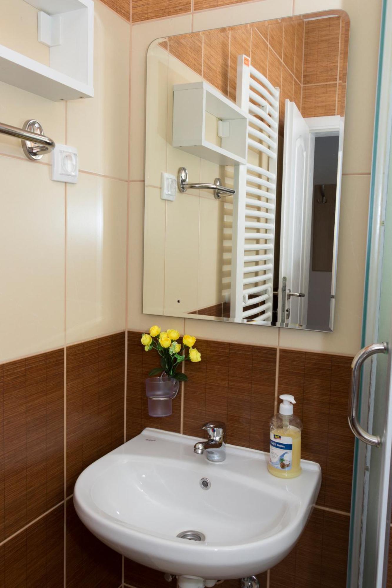 Kety Apartments Kragujevac Room photo